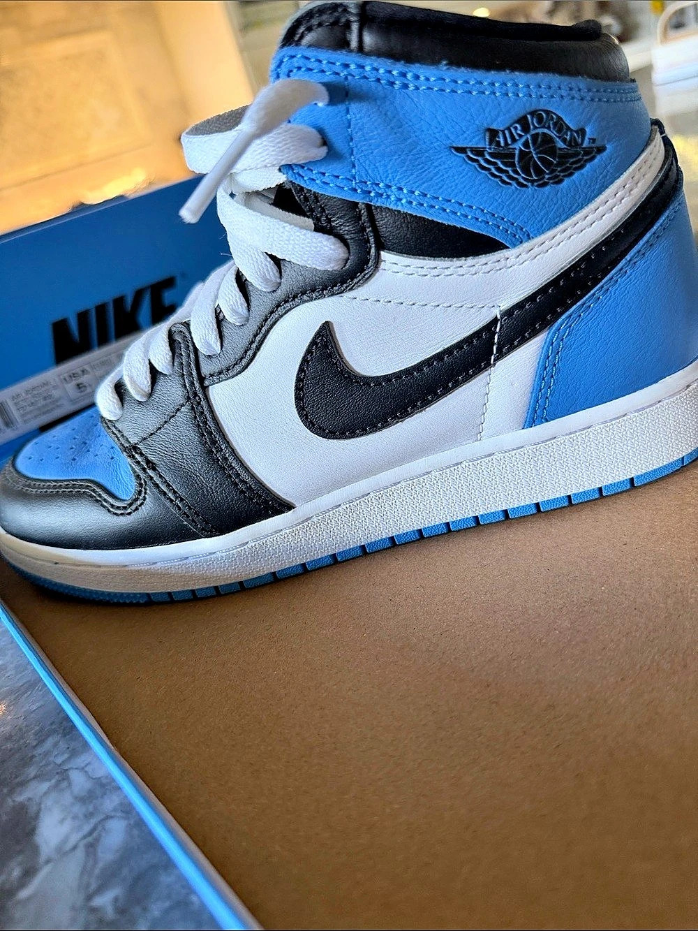 Nike Air Jordan 1 Retro High OG High Top Blue & Black US 5Y Like New